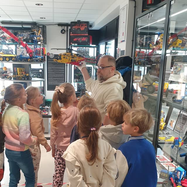 Zajęcia Świat Małych Techników — warsztaty robotyki i programowania LEGO w Kraków - zdjęcie 3